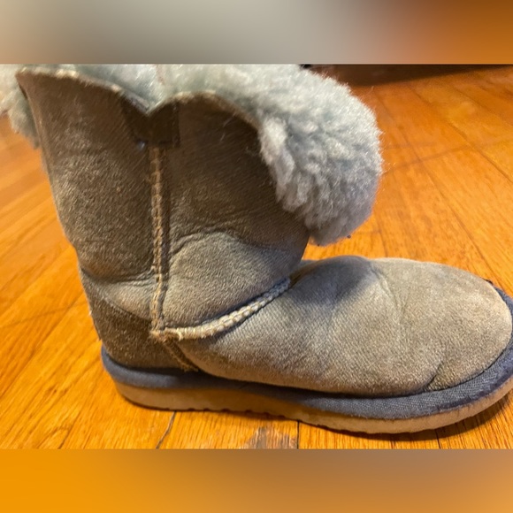 UGG boots sz 11 T - Picture 6 of 8